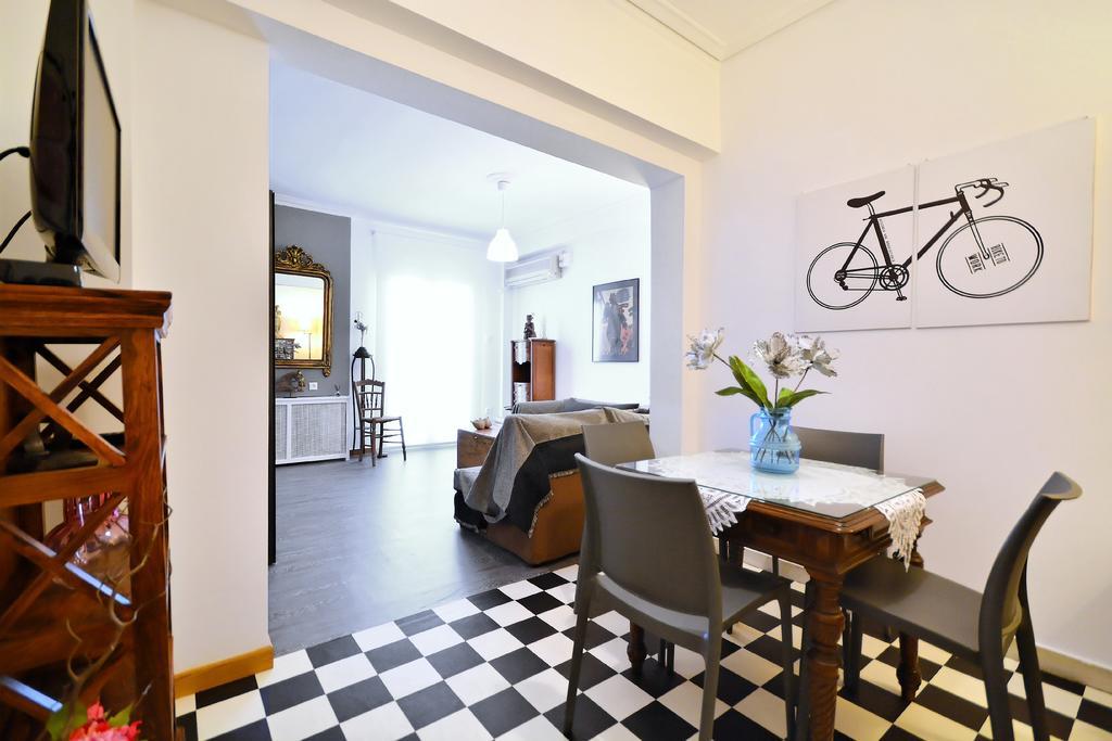 Apartment Plaka Elegant *