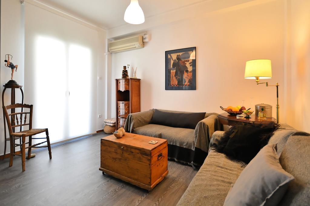 Plaka Elegant Apartment *