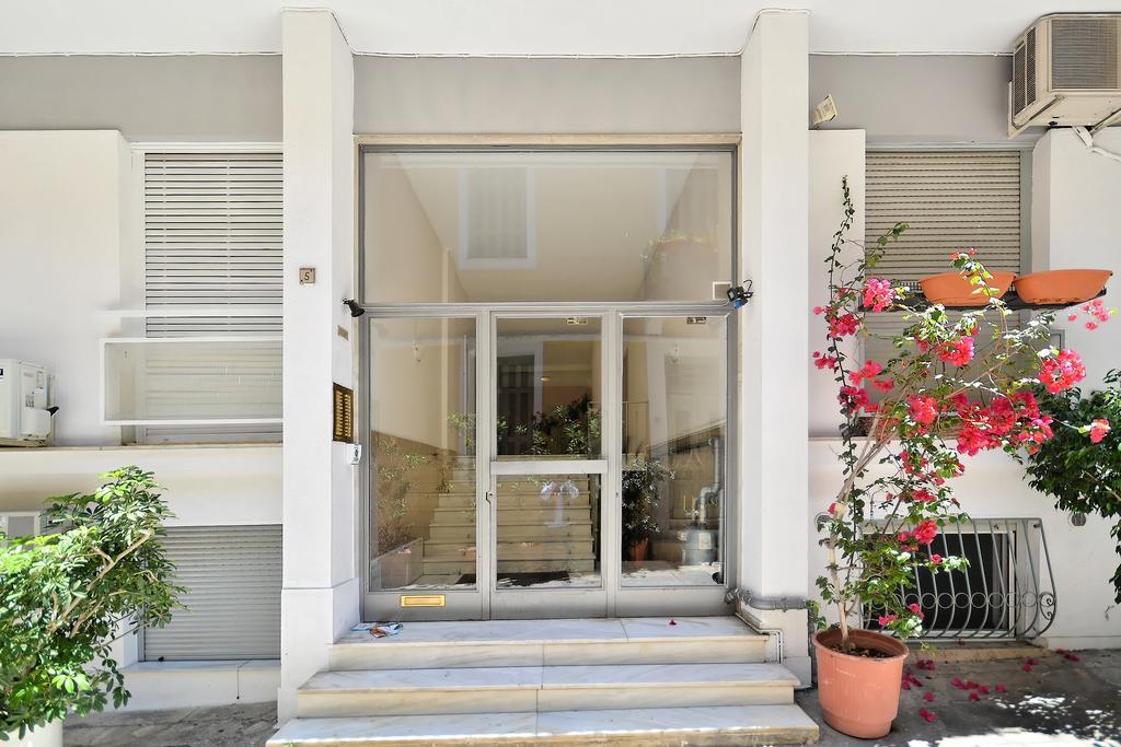 Plaka Elegant